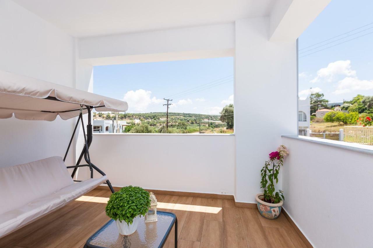 Nisos Villa, Pool & Heated Spawhirlpool, Walking To Beach, By Thinkvilla Sfáka Esterno foto