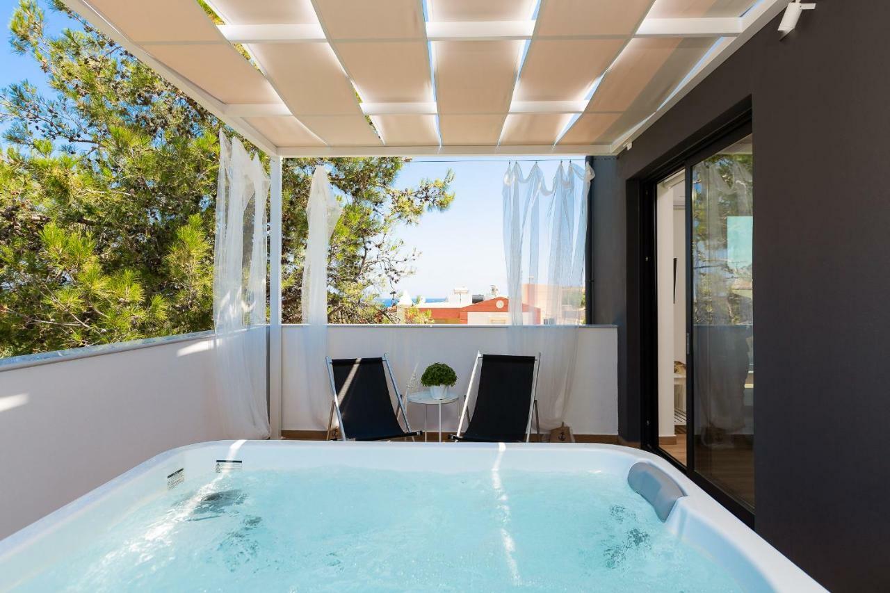 Nisos Villa, Pool & Heated Spawhirlpool, Walking To Beach, By Thinkvilla Sfáka Esterno foto